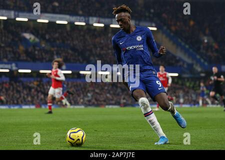 London, Großbritannien. Januar 2020. Tammy Abraham von Chelsea während des Premier-League-Spiels zwischen Chelsea und Arsenal an der Stamford Bridge, London am Dienstag, 21. Januar 2020. (Credit: Jacques Feeney / MI News) nur redaktionelle Verwendung. Credit: MI News & Sport /Alamy Live News Stockfoto