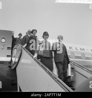 Amsterdamer Delegation aus Amerika war die Amsterdamer Polizeikapelle am Schiphol Datum: 26. april 1964 Ort: Noord-Holland, Schiphol Stockfoto