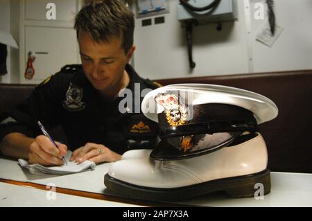 Das COB eines Diesel-E-U-Bootes der australischen Marine Collins Class ist nach sechs Monaten auf See für den Hafen bereit. Stockfoto
