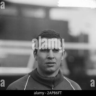 AJAX gegen Telstar 6-2, OP Carlos (Telstar) Datum: 13. März 1966 Schlagwörter: Sport, Fußball Personenname: Wisnesky, Carlos Institutionenname: AJAX, Telstar Stockfoto