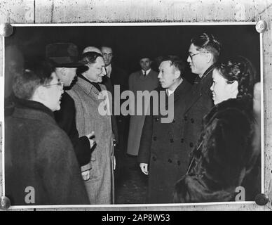 Chinesische UNO-Delegation am Flughafen Prag Datum: 23. November 1950 Standort: Prag, Tschechische Republik Schlüsselwörter: Flughäfen, Delegation Stockfoto