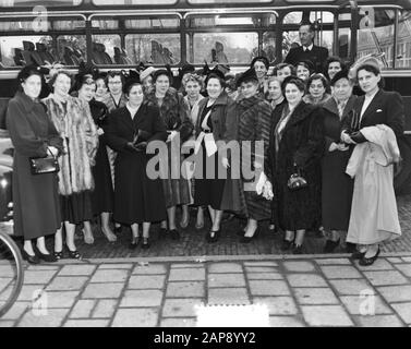Kongress Personenverkehr in Amsterdam Datum: 29. Oktober 1951 Ort: Amsterdam, Noord-Holland Schlüsselwörter: Konferenzen, Personenverkehr Stockfoto