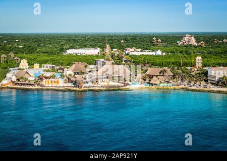 Küste am Hafen von Costa Maya, Mexiko. Stockfoto