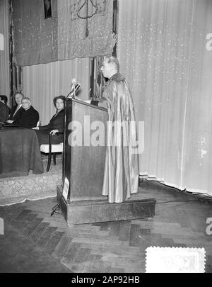 Kongress International Union of Catholic Workers a.o. Frau Dr. M. A. Klompe und Monseigneur Alfrink Datum: 18. März 1955 Standort: Scheveningen, Zuid-Holland Schlüsselwörter: CONGRESSEN-Institutionenname: Kurhaus Stockfoto