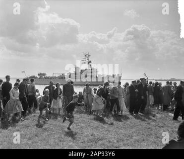 Ankunft Willem van der Zaan von den Antillen in den Helder Datum: 1. August 1956 Ort: Den Helder Schlüsselwörter: Ankunft persönlicher Name: Zaan, Willem van der Stockfoto