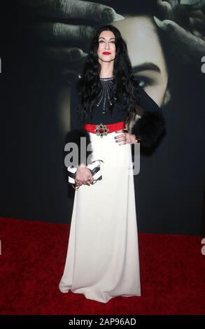 Hollywood, Ca. Januar 2020. Floria Sigismondi, bei der Premiere Von Universal Pictures "The Turning" im TCL Chinese Theatre in Hollywood, Kalifornien am 21. Januar 2020. Kredit: Faye Sadou/Media Punch/Alamy Live News Stockfoto