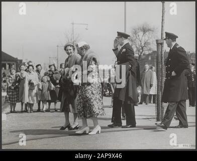 Dänemark Datum: 1954 Ort: Rotterdam, Süd-Holland Schlüsselwörter: Häfen, Könige, Königinnen, Königshaus, Fürsten, Staatsbesuche, Touren persönlicher Name: Bernhard, Prinz, Ingrid Königin, Juliana, Königin, König, Frederik, Piet Hein Stockfoto