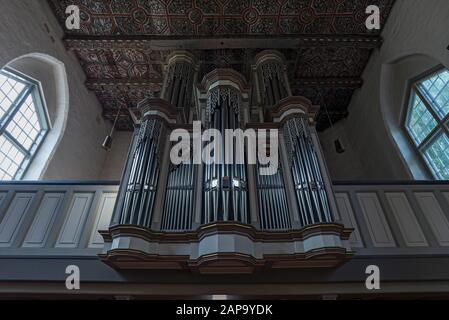 Beckerath-Orgel aus dem Jahr 1991, gotisch, Sankt-Lorenz-Kirche, Travemünde, Schleswig-Holstein, Deutschland Stockfoto