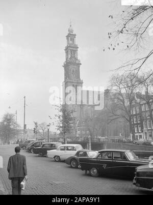 Palast am Staudamm und am Westerkerk in Amsterdam Beschreibung: De Westerkerk Datum: 9. November 1965 Standort: Amsterdam, Noord-Holland Schlüsselwörter: Architektur, Kirchenbauten, Stadtplastiken, Türmen Institutionenname: Westerkerk Stockfoto