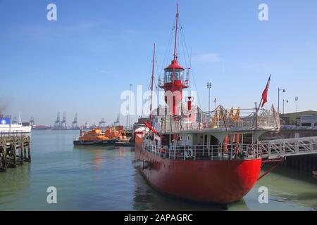 Feuerschiff im Hafen von Harwich an der Küste von essex Stockfoto