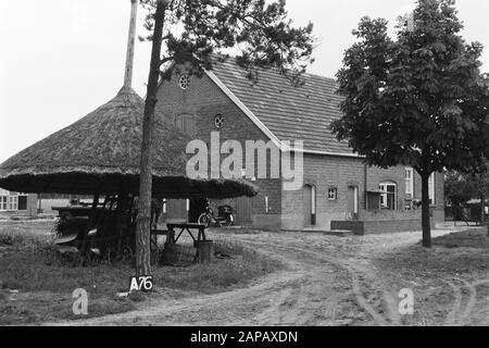 Fixpunkte Cultural Service Beschreibung: Farm in der Nähe von Aalten Anmerkung: A-76. Terreinwatmodifications Stockfoto