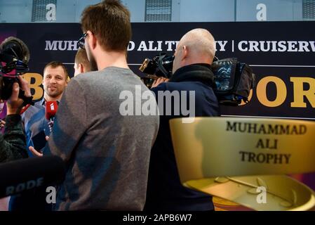 Riga, Lettland. Januar 2020. Mairis Briedis hatte während der Pressekonferenz vor seinem bevorstehenden Kampf um den IBF-Titel mit Yuniel Dorticos bei der World Boxing Super Series. Credit: Gints Ivuskans/Alamy Live News Stockfoto