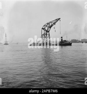 Amsterdam, Fotos der Reparaturarbeiten im Hafen Datum: 1945 Standort: Amsterdam, Noord-Holland Schlüsselwörter: Erholung, Zweiter Weltkrieg Stockfoto