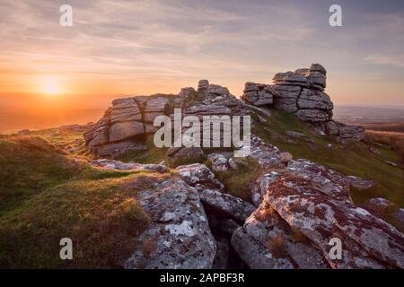 Sonnenuntergang von Arms Tor Dartmoor Devon Uk Stockfoto