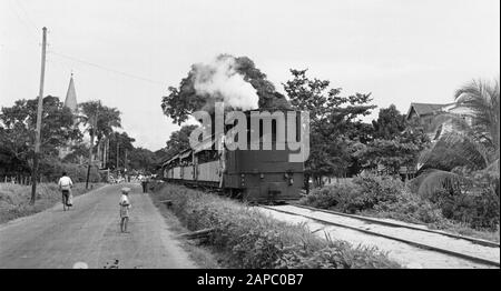 Reise nach Suriname und die niederländischen Antillen Beschreibung: De Lawaspoorweg in Suriname Datum: 1947 Ort: Suriname Schlüsselwörter: Züge Stockfoto