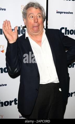 London, Großbritannien. März 2015. Terry Jones bei den Chortle Comedy Awards in Jongleurs, Camden. Es wurde bekannt, dass Monty Python-Star Terry Jones im Alter von 77 Jahren gestorben ist, Jones war eines der Mitglieder des beliebten Monty Python-Teams, zusammen mit John Cleese, Eric Idle, Graham Chapman, Michael Palin und Terry Gilliam. Der Schauspieler und Regisseur litt seit vier Jahren an Demenz und war seitdem nur noch selten in der Öffentlichkeit zu sehen. Foto erreicht: 16.03.2015 Credit: Sopa Images Limited/Alamy Live News Stockfoto