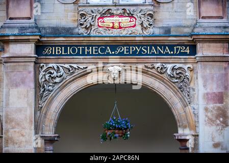 Die Pepys Library Cambridge - Details. Magdala College, Universität Cambridge. Irgendwann nach 1700 fertiggestellt, aber wahrscheinlich ab 1640 geplant. Stockfoto