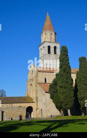 Historische Stadt Aquileia in Italien: Die Basilika Santa Maria Assunta Stockfoto