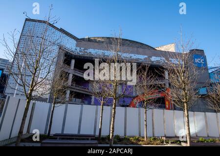 Renovierungsarbeiten an der Symphoniehalle am Centenary Square, Birmingham, West Midlands England UK Stockfoto