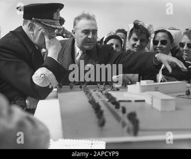 Besuchen Sie Swedish Royal Pair, Dritter Tag, besuchen Sie Zeeland Datum: 28. April 1955 Ort: Zeeland Schlüsselwörter: Koningsparen, Besuche Stockfoto