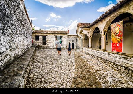 Berat, Albanien - 31. Juli 2014. Teil der Burg Berat Stockfoto