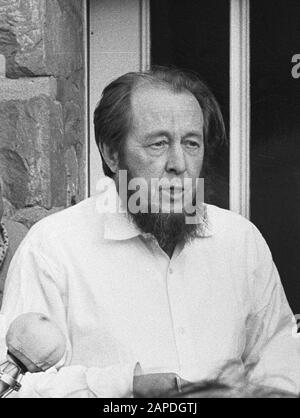 Der russische Schriftsteller Alexander Solschenizyn wurde aus Russland vertrieben und wohnt heute im Haus von Heinrich Böll; Stockfoto