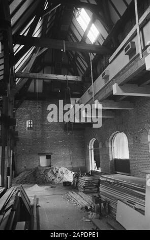 Das historische Museum von Amsterdams, das ehemalige Burger Waisenhaus, erhält die erste Phase der großen Restaurierung des zukünftigen Restaurants Datum: 16. Dezember 1968 Standort: Amsterdam, Noord-Holland Schlüsselwörter: Museen Stockfoto