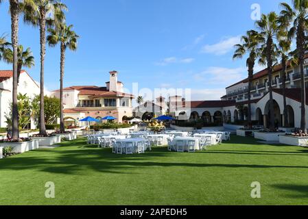 HUNTINGTON BEACH, KALIFORNIEN - 22. JANUAR 2020: Hyatt Regency Hotel. Das Gelände im Luxushotel an der PCH in Huntington Beach, Kalifornien. Stockfoto