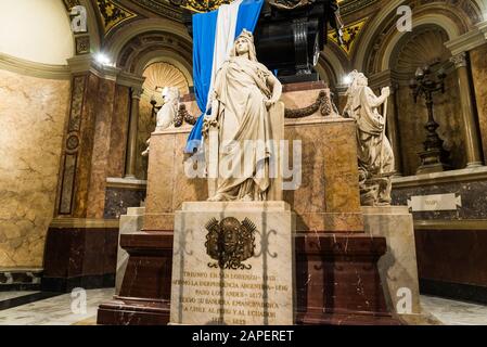 Buenos Aires, Argentinien - 21. März 2019: Mausoleumgrabmal von José de San Martin Stockfoto