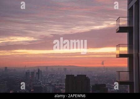 London Panoramaaussicht auf die Stadt von einem hohen Stockfoto