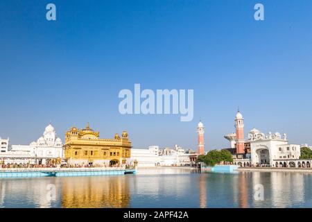 Goldener Tempel von Sikh, auch Harmandir Sahib, heiligster Gurdwara des Sikhismus, Amritsar, indien, Südasien, Asien Stockfoto