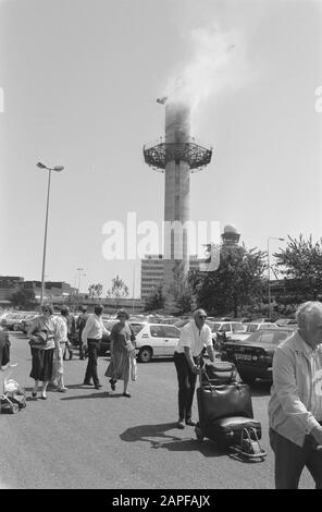 Feuer im neuen Kontrollturm auf Schiphol Datum: 22. Mai 1989 Standort: Noord-Holland, Schiphol Schlüsselwörter: Brände, Verkehrstürme Stockfoto