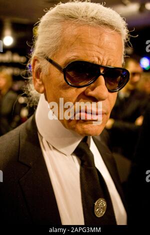 KARL LAGERFELD IN PARIS Stockfoto