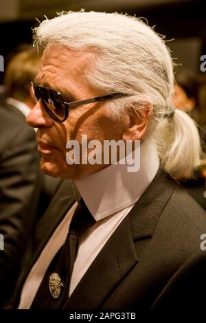 KARL LAGERFELD IN PARIS Stockfoto