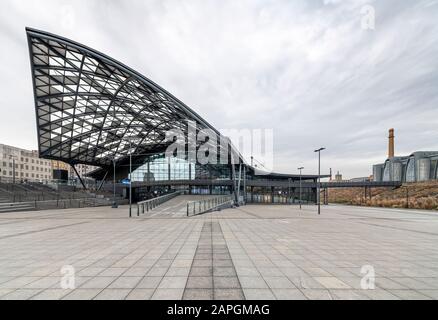 Bahnhof Łódź Fabryczna, Lodz, Polen. Entworfen von der Architektin Ewelina Oscroba, Eröffnung im Dezember 2016. Stockfoto
