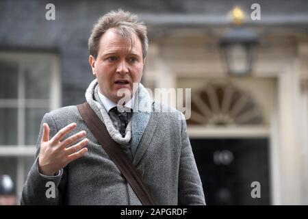 Richard Ratcliffe, der Ehemann von Nazanin Zaghari-Ratcliffe, wendet sich nach einem Treffen mit Premierminister Boris Johnson an die Medien in Downing Street, London. Stockfoto