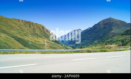 Gebirgskette Der Französischen Pyrenäen Stockfoto