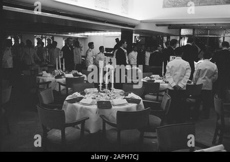 Der Festsaal des Oranjeins, in dem die königlichen Gäste zum 25-jährigen Jubiläum von Königin Juliana und Prinz Bernhard Date erwartet werden: 2. Mai 1962 Schlagwörter: Bälle, Feste, Jubiläen Stockfoto