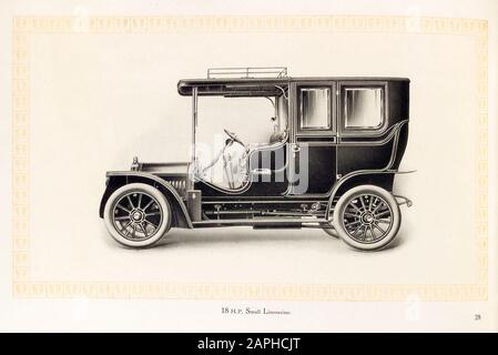 Benz Motorwagen, 18 ps Kleinlimousine Vintage Auto aus dem Benz & Co Handelskatalog, Illustration 1909 Stockfoto
