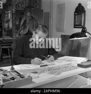 Reportage Eppo Doeve Beschreibung: Der Künstler Eppo Doeve arbeitet in seinem Atelier an der Gestaltung von Banknoten Anmerkung: Das Studio von Doeve befindet sich auf der Rivierenlaan 197 in Amsterdam. Die Straße heißt jetzt Präsident Kennedylaan Datum: August 1954 Ort: Amsterdam, Noord-Holland Schlüsselwörter: Workshops, Banknoten, Gemälde persönlicher Name: Doeve, Eppo Stockfoto