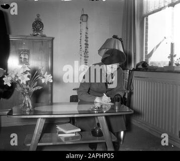 Besuchen Sie das Paar des schwedischen Königs, dritter Tag, besuchen Sie Zeeland Datum: 28. April 1955 Ort: Zeeland Schlüsselwörter: Koningsparen, Besuche Stockfoto