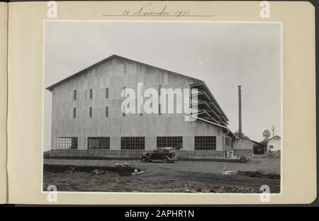 Fotoalbum Deli Maatschappij: Enterprises Boekit Malintang/Aer Puetih Beschreibung: Die neue Teefabrik bei der Firma Boekit Malintang Anmerkung: Beschriftung: 10. November 1931 Datum: 10. November 1931 Stockfoto