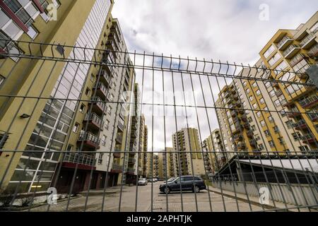 Apartmentkomplex im Vilniaus Bezirk Perkunkiemis Stockfoto