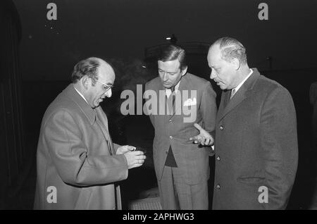 Prins Claus stellt die neue Kläranlage der Gemeinden Soest und Baarn in Gebrauch Beschreibung: De prins erhält Erklärung zum Installationsdatum: 7. Dezember 1973 Standort: Soest, Utrechter Schlüsselwörter: Öffnungen, Fürsten, Kläranlagen Personenname: Claus, Fürst Stockfoto