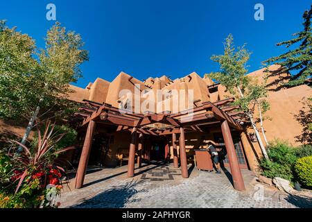 Santa Fe, OCT 6: Außenansicht des Inn & Spa in Loretto am 6. Okt 2019 in Santa Fe, New Mexico Stockfoto