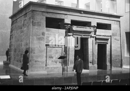 Renovierung des nationalen Museums für Altertümer in Leiden; geöffnet für die Öffentlichkeit Beschreibung: Das Taffeh-Zimmer Datum: 3. april 1979 Ort: Leiden, Zuid-Holland Schlüsselwörter: Museen, Öffnungen, Tempel-Institution Name: Rijksmuseum Stockfoto