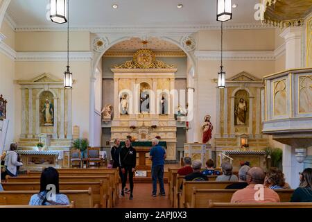 Albuquerque, 5. Oktober: Innenansicht der Kirche San Felipe de Neri am 5. Oktober 2019 in Albuquerque, New Mexico Stockfoto