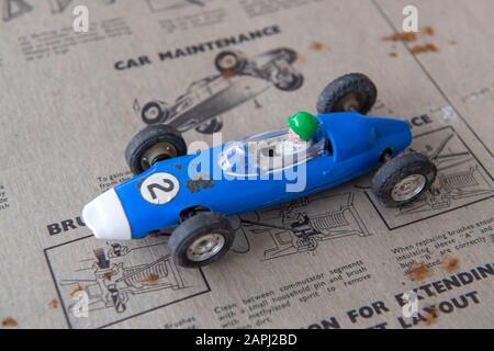 Scalextric Model Rennwagenspiel der 1960er Jahre von Triang in Großbritannien. Stockfoto