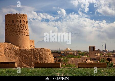 Altes Fort in der Stadt Meybod im Iran Stockfoto