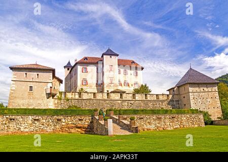 Schloss Thun im Trentino, Italien Stockfoto